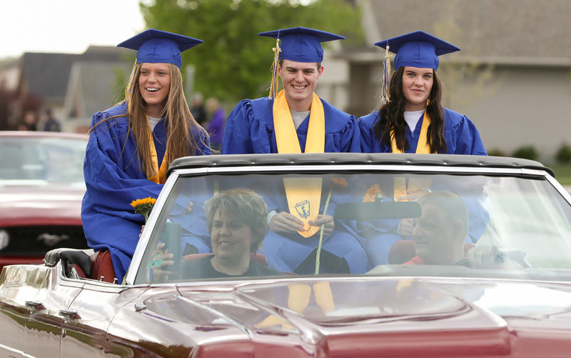 Kearney neighborhood grad parade